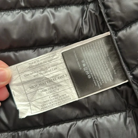 Lululemon Pack It Down Vest in black shine - Picture 10 of 16